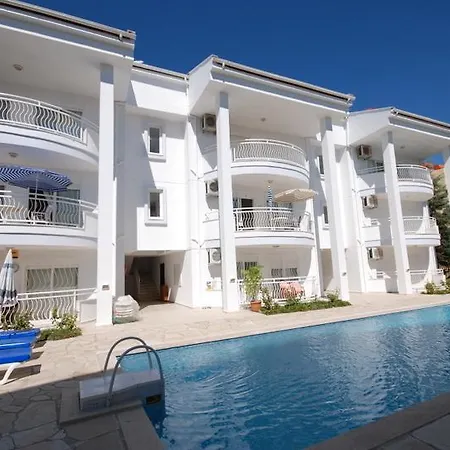 Neptune Apartment Side