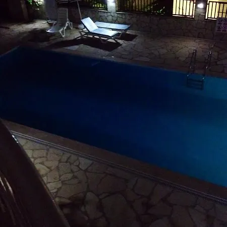 Neptune Apartment *